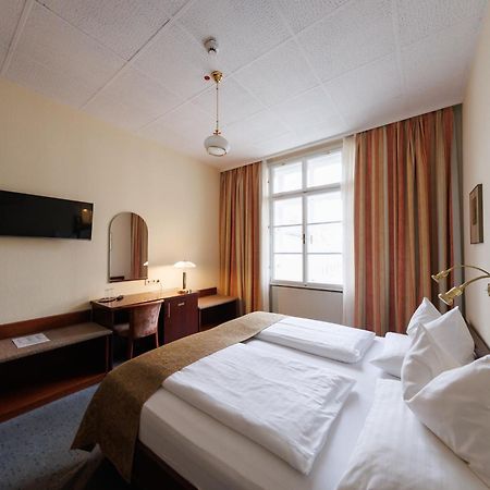 Continental Hotel-Pension Wien Ngoại thất bức ảnh