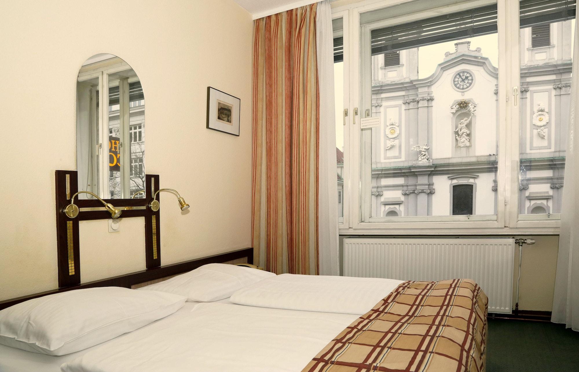 Continental Hotel-Pension Wien Ngoại thất bức ảnh