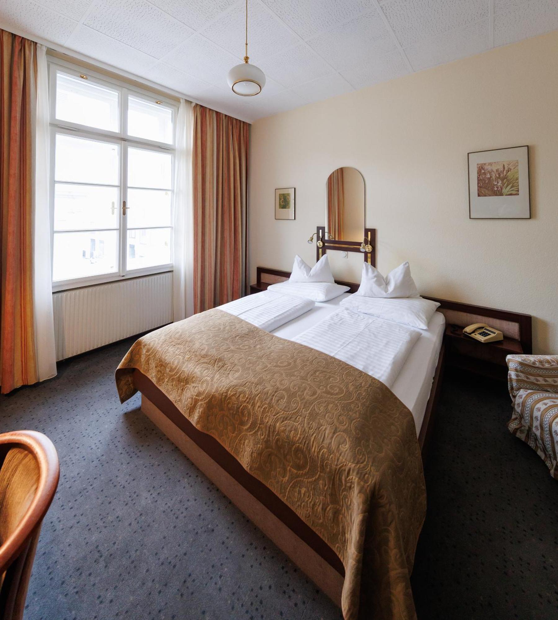 Continental Hotel-Pension Wien Ngoại thất bức ảnh