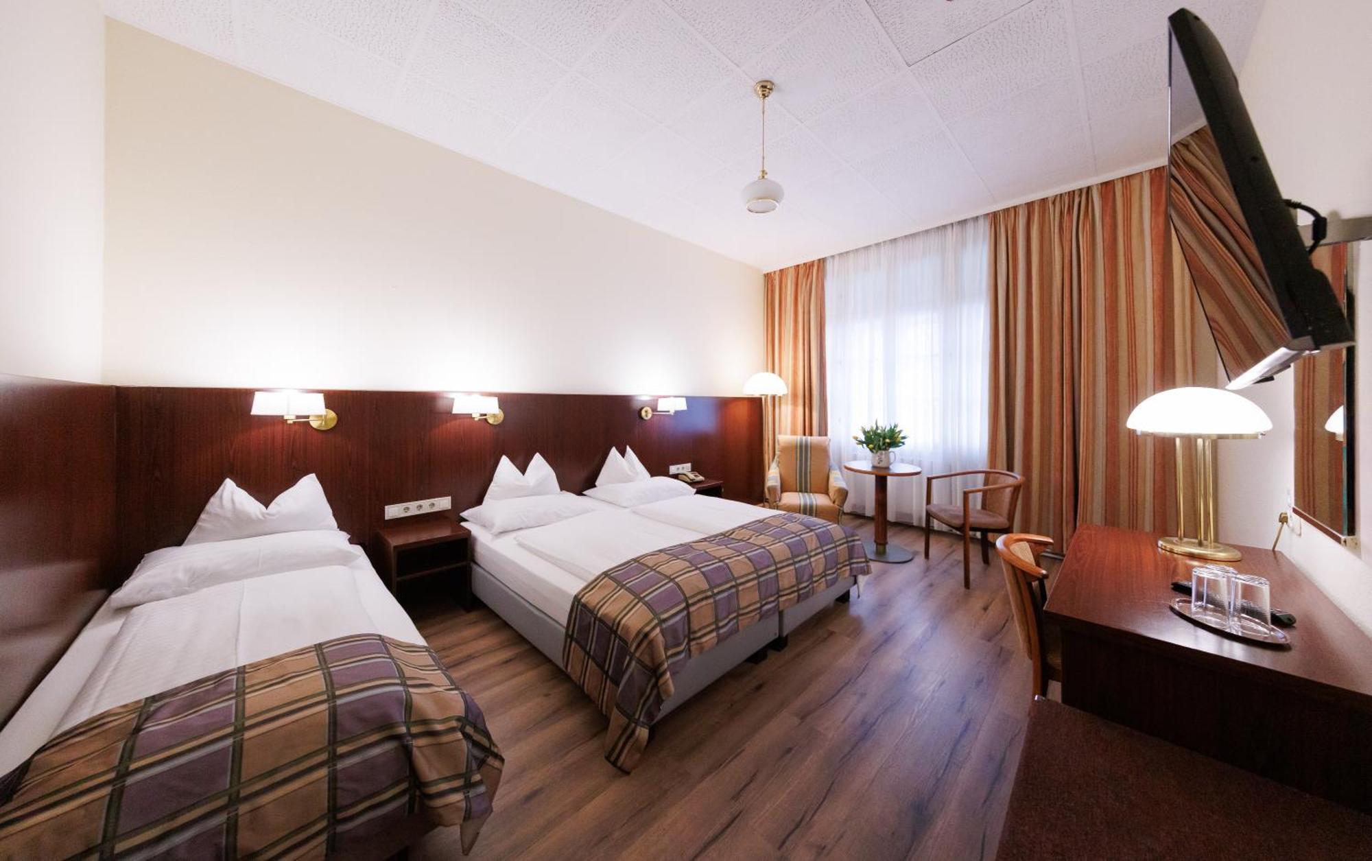 Continental Hotel-Pension Wien Ngoại thất bức ảnh