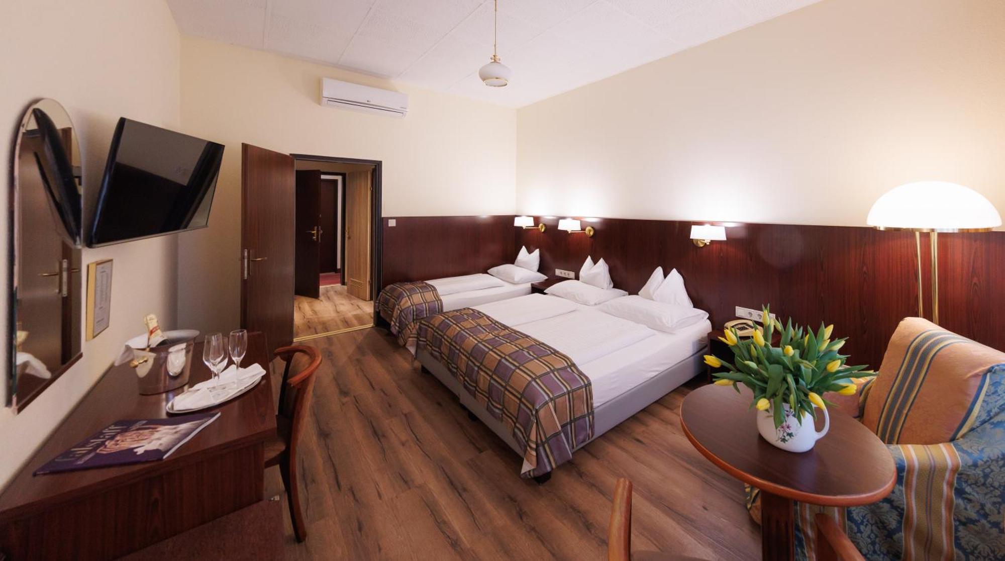 Continental Hotel-Pension Wien Ngoại thất bức ảnh