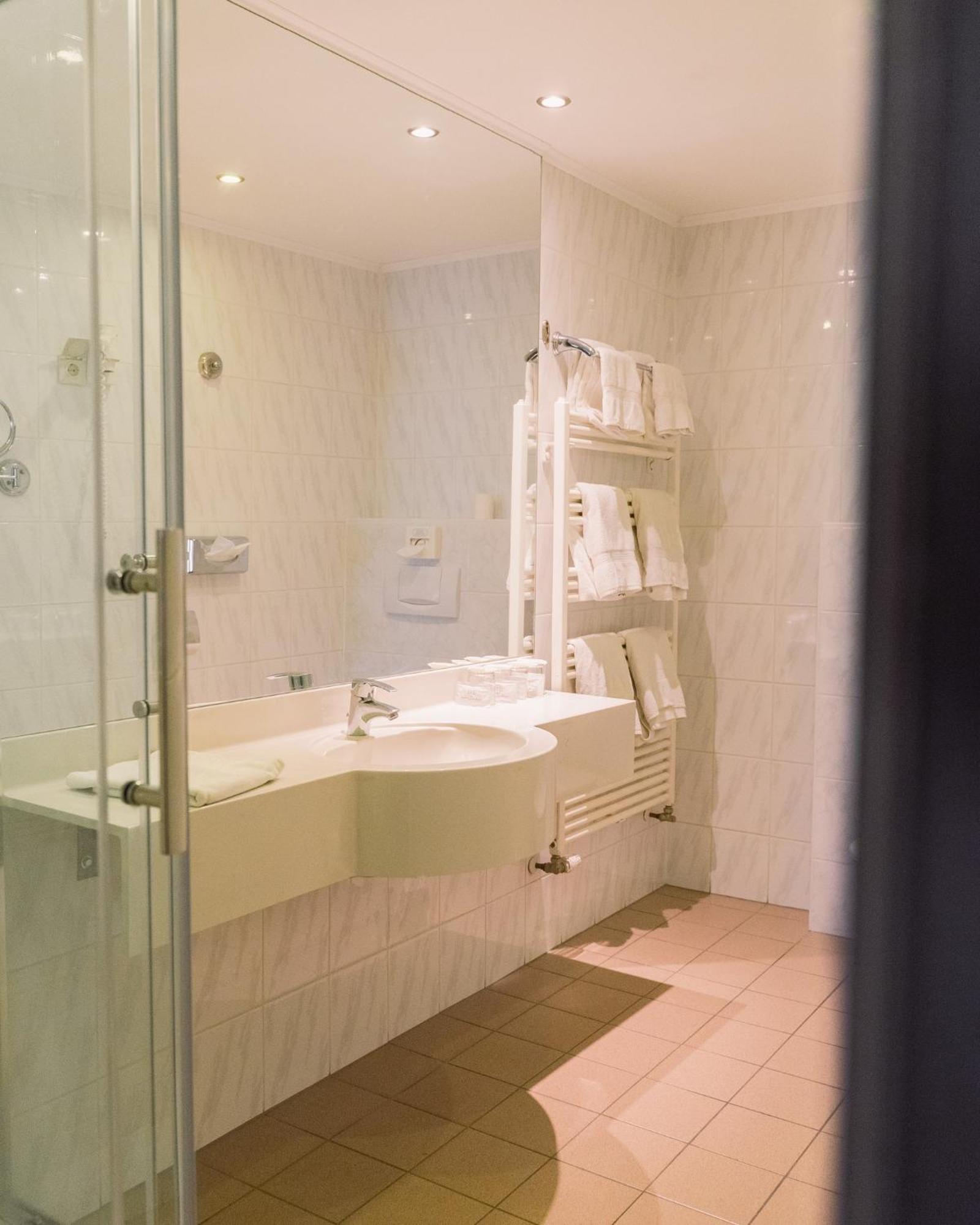 Continental Hotel-Pension Wien Ngoại thất bức ảnh