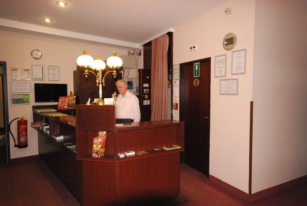 Continental Hotel-Pension Wien Ngoại thất bức ảnh