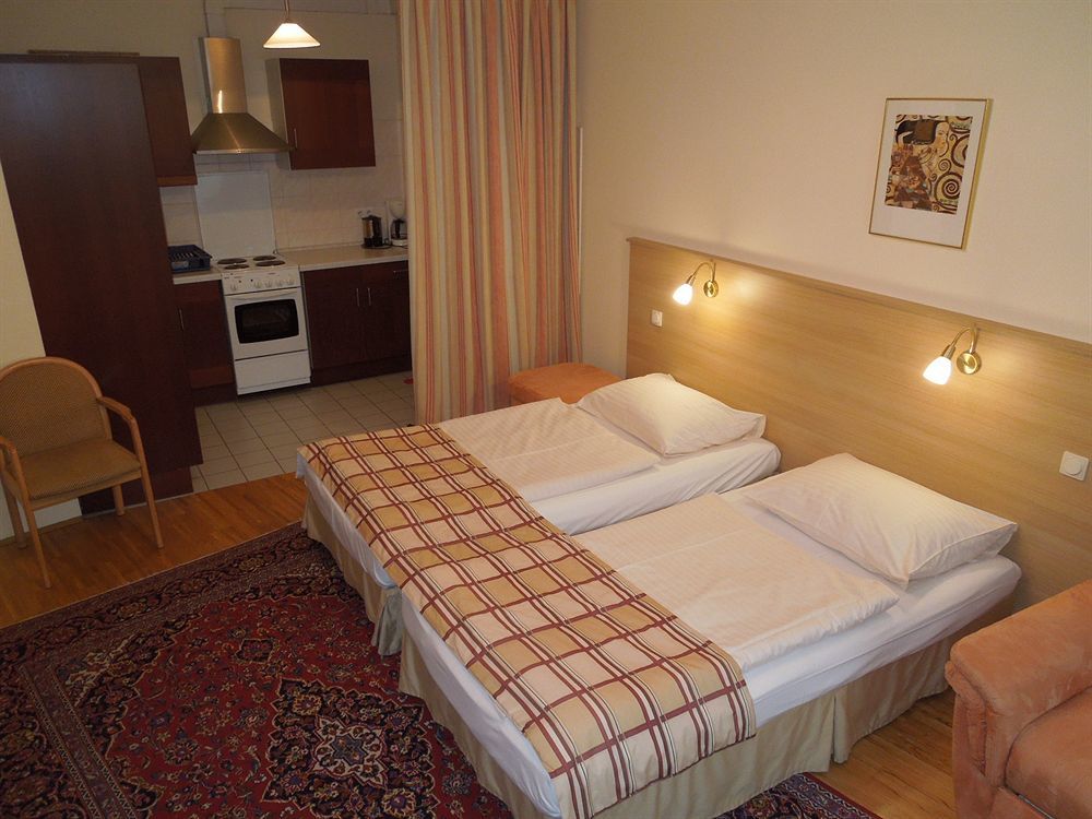 Continental Hotel-Pension Wien Ngoại thất bức ảnh